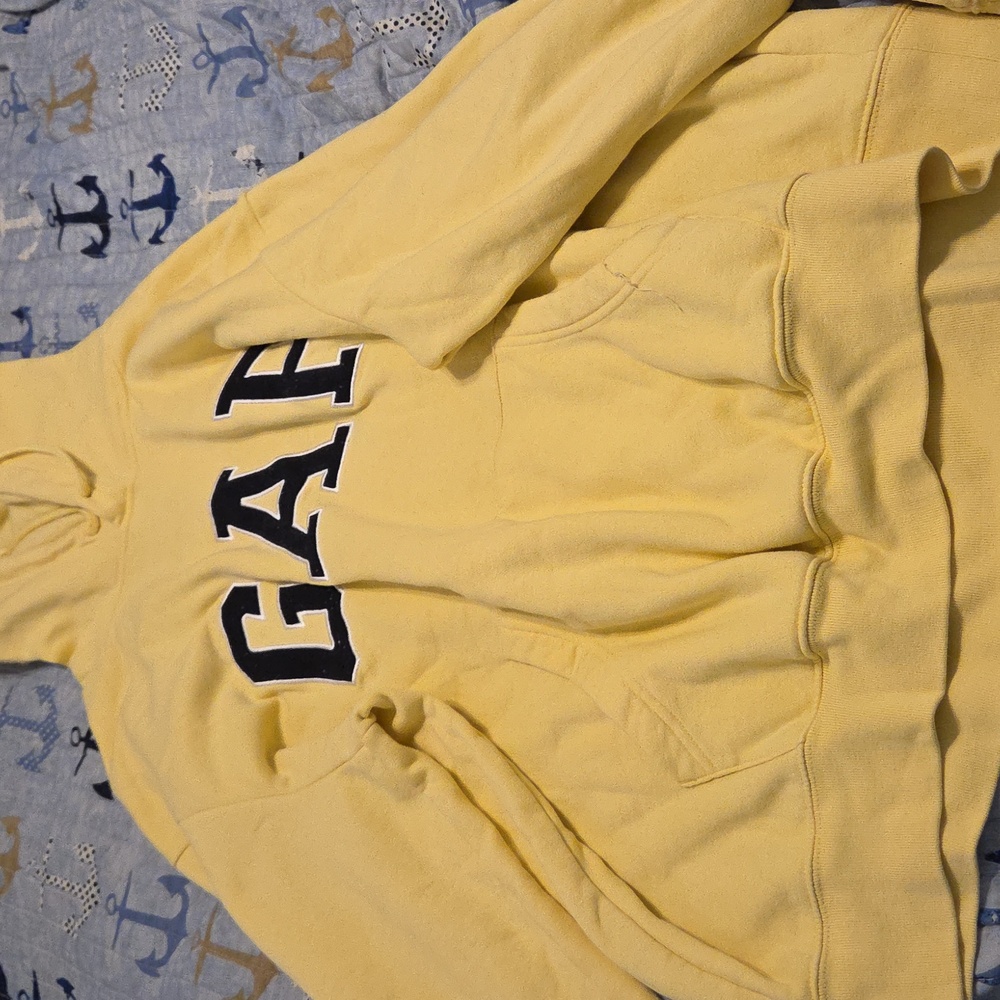 GAP Soft Lemon Hoodie